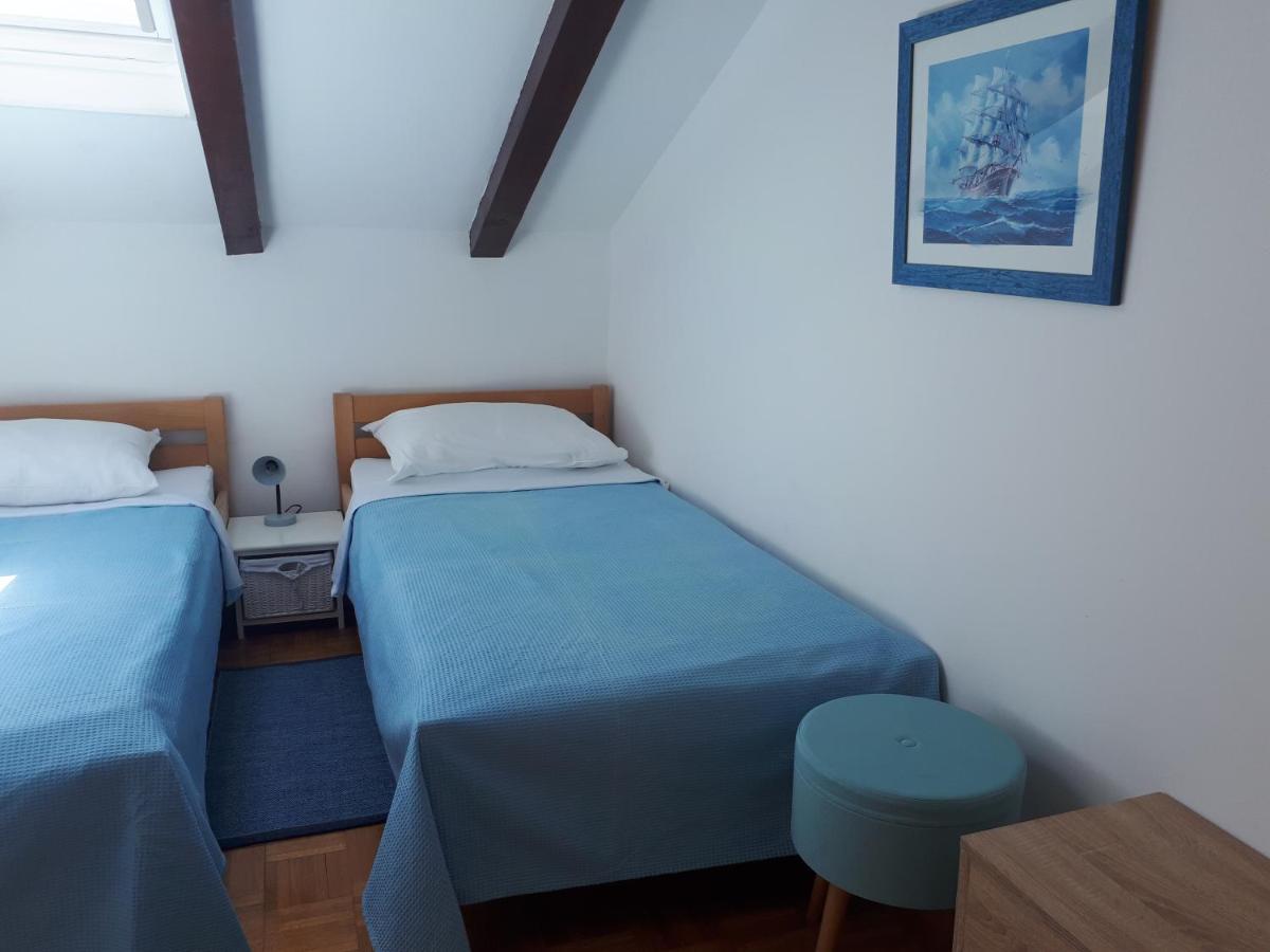 Apartment Pejnovic Malinska Eksteriør bilde